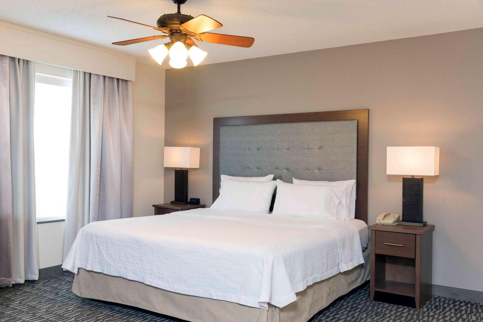 Homewood Suites By Hilton Indianapolis Airport / Plainfield Exterior photo