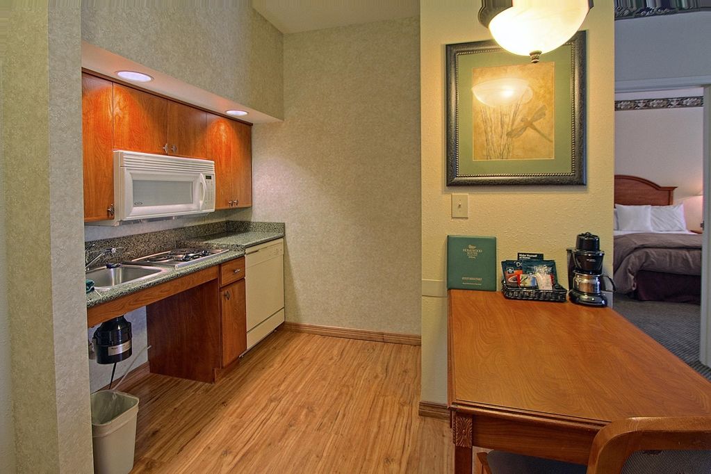 Homewood Suites By Hilton Indianapolis Airport / Plainfield Room photo