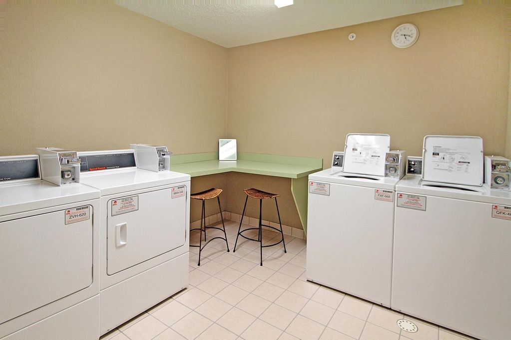 Homewood Suites By Hilton Indianapolis Airport / Plainfield Amenities photo